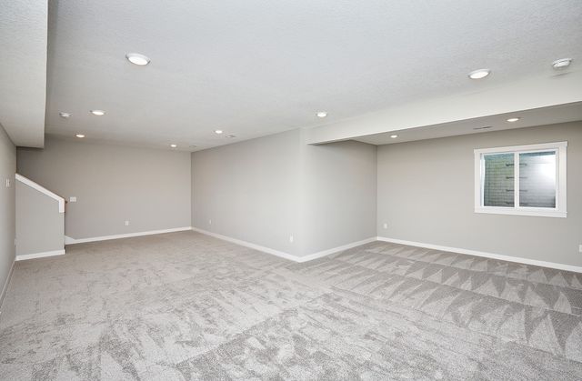 105 NW Ashley Court, Waukee, IA 50263