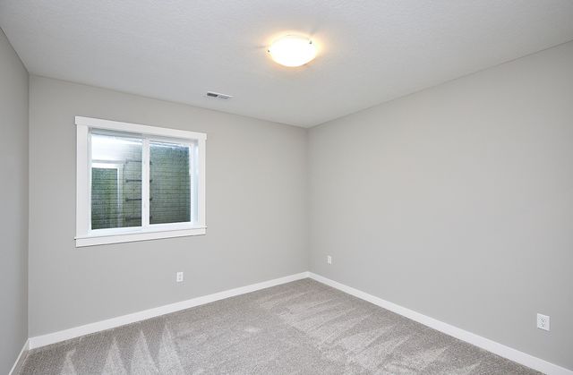 105 NW Ashley Court, Waukee, IA 50263