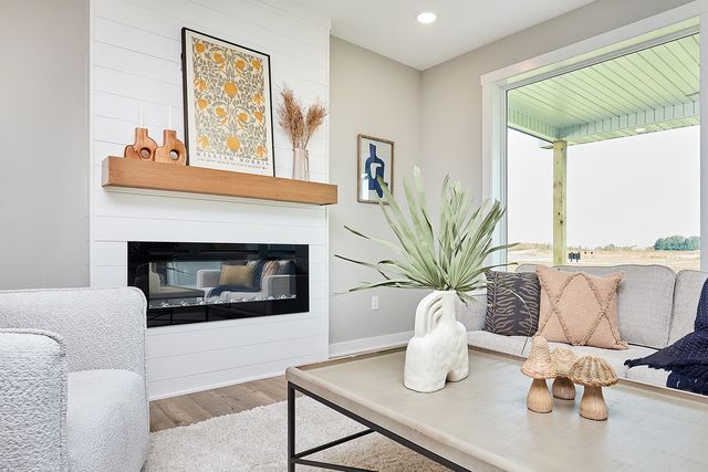 105 NW Ashley Court, Waukee, IA 50263