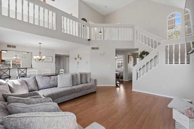 4424 Gooseberry Road NW, Albuquerque, NM 87120