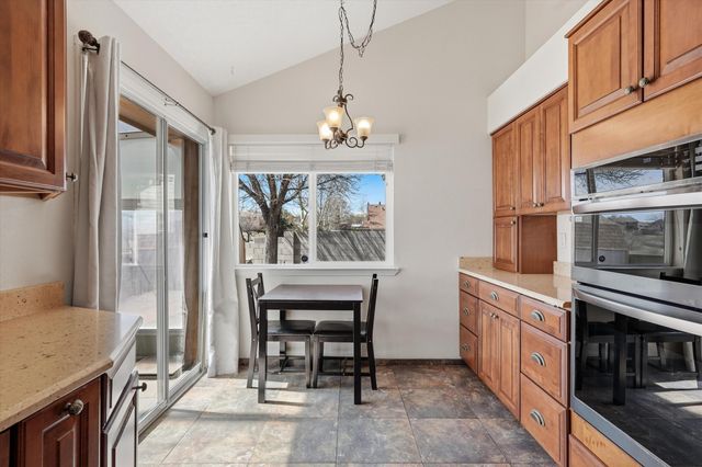 4424 Gooseberry Road NW, Albuquerque, NM 87120
