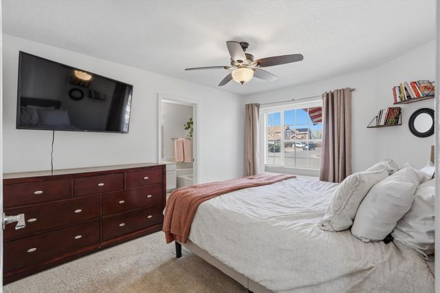 4424 Gooseberry Road NW, Albuquerque, NM 87120