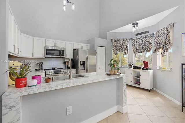 2001 SE 14th Cir, Homestead, FL 33035