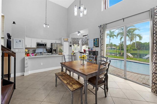 2001 SE 14th Cir, Homestead, FL 33035