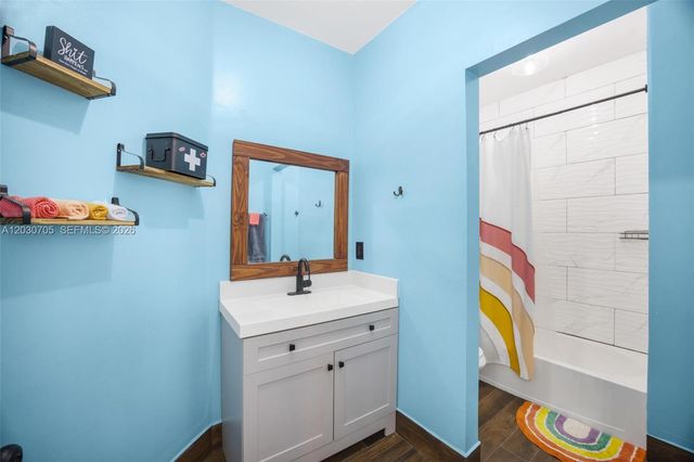 2001 SE 14th Cir, Homestead, FL 33035