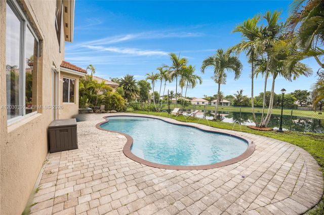 2001 SE 14th Cir, Homestead, FL 33035