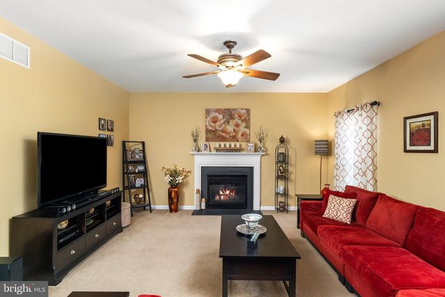 17 DOGWOOD LANE, Hamilton, NJ 08690