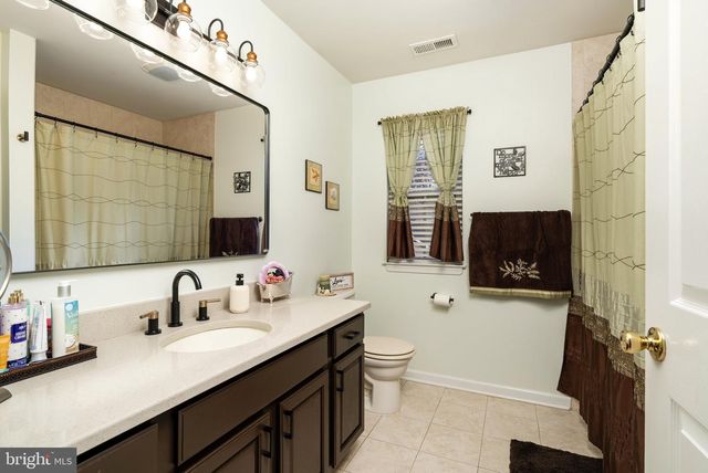 17 DOGWOOD LANE, Hamilton, NJ 08690