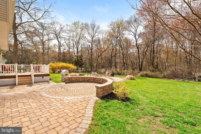 17 DOGWOOD LANE, Hamilton, NJ 08690