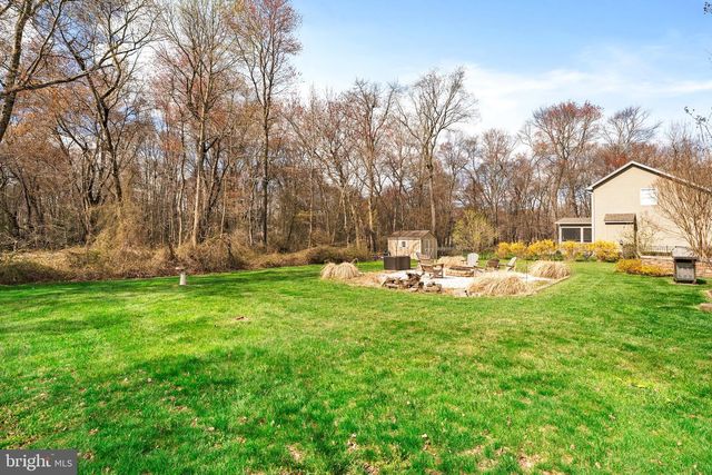 17 DOGWOOD LANE, Hamilton, NJ 08690