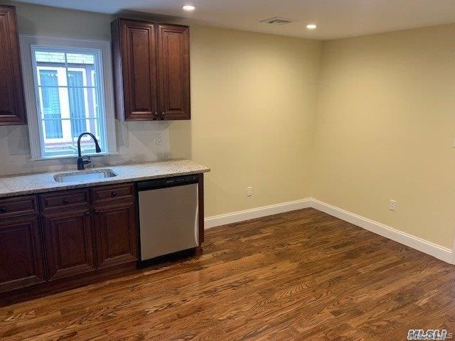 13 Lincoln Road, Franklin Square, NY 11010