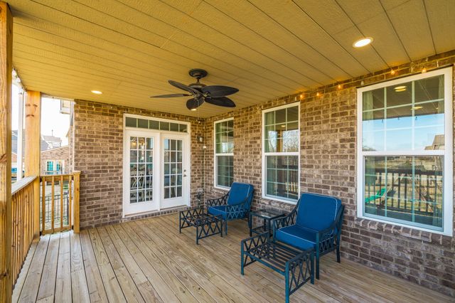 624 Goodman Dr, Gallatin, TN 37066