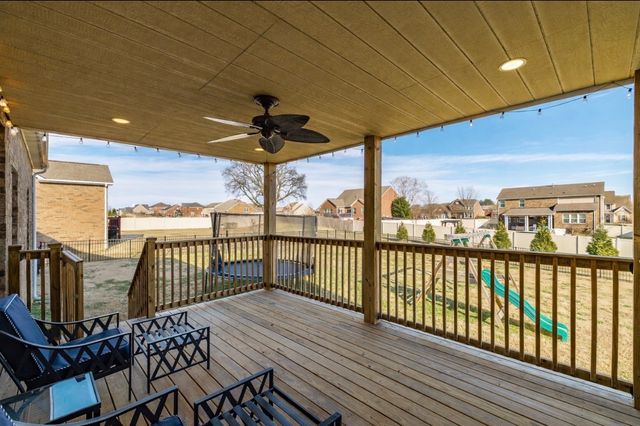 624 Goodman Dr, Gallatin, TN 37066