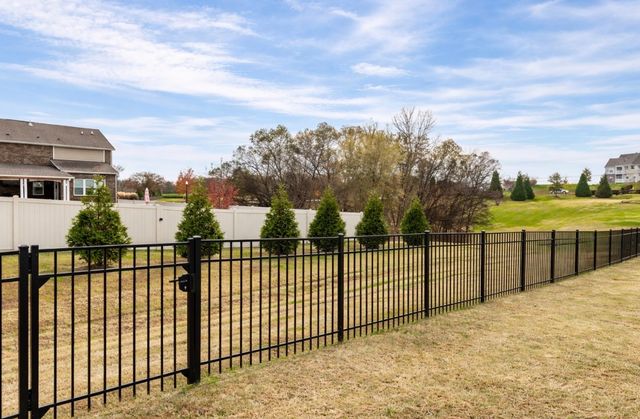 624 Goodman Dr, Gallatin, TN 37066