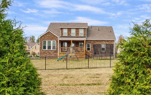 624 Goodman Dr, Gallatin, TN 37066