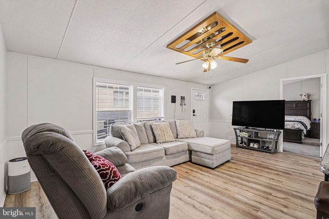 731 PRIMROSE LN, Ephrata, PA 17522