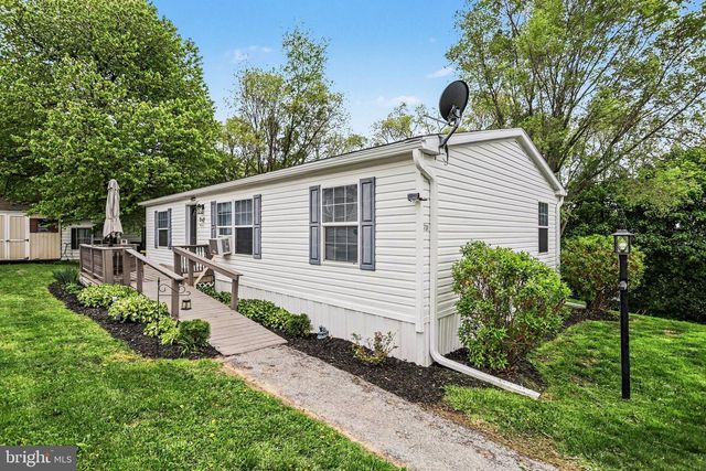 731 PRIMROSE LN, Ephrata, PA 17522
