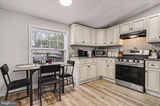 731 PRIMROSE LN, Ephrata, PA 17522