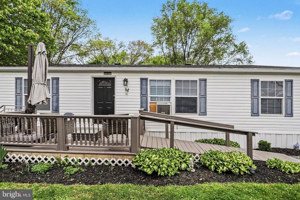 731 PRIMROSE LN, Ephrata, PA 17522
