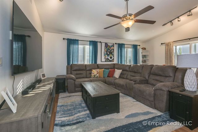 945 MARQUETTE LOOP, North Pole, AK 99705