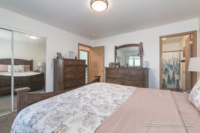 945 MARQUETTE LOOP, North Pole, AK 99705