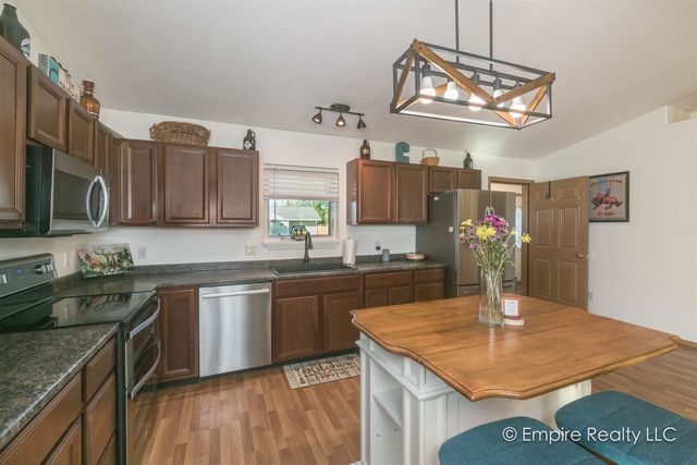 945 MARQUETTE LOOP, North Pole, AK 99705