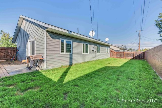 945 MARQUETTE LOOP, North Pole, AK 99705
