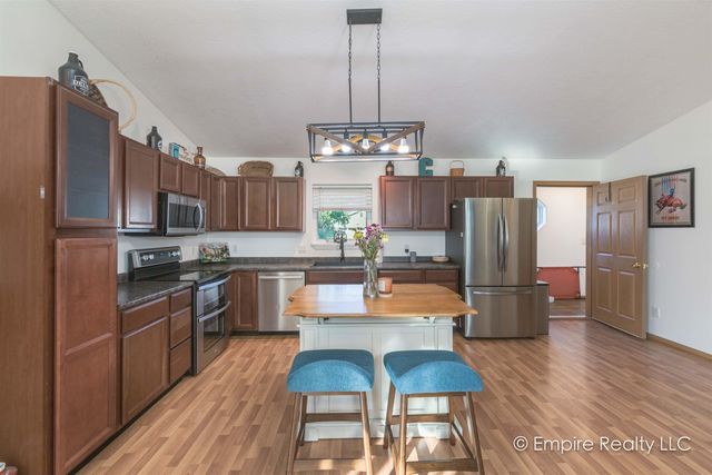 945 MARQUETTE LOOP, North Pole, AK 99705