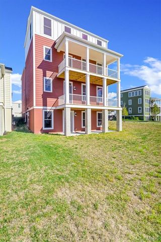 2032 Tiber Street, St Charles, MO 63301