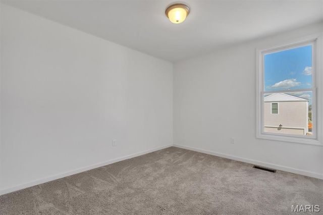 2032 Tiber Street, St Charles, MO 63301