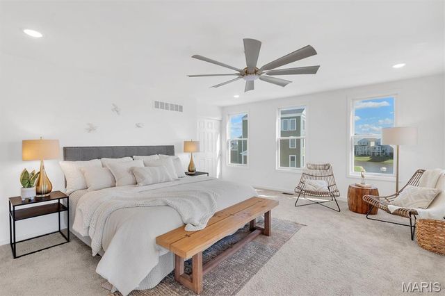 2032 Tiber Street, St Charles, MO 63301