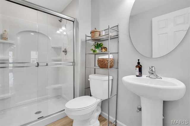 2032 Tiber Street, St Charles, MO 63301