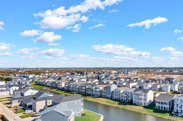 2032 Tiber Street, St Charles, MO 63301