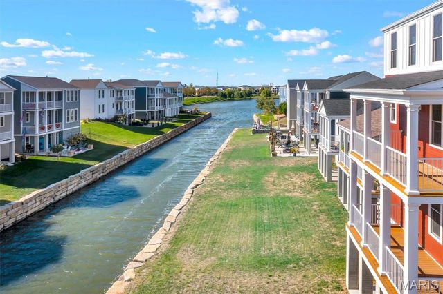 2032 Tiber Street, St Charles, MO 63301