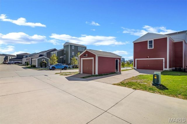 2032 Tiber Street, St Charles, MO 63301