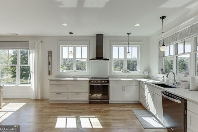 182 Farm Hill Drive, Clarkesville, GA 30523