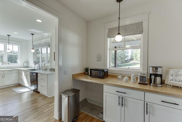 182 Farm Hill Drive, Clarkesville, GA 30523