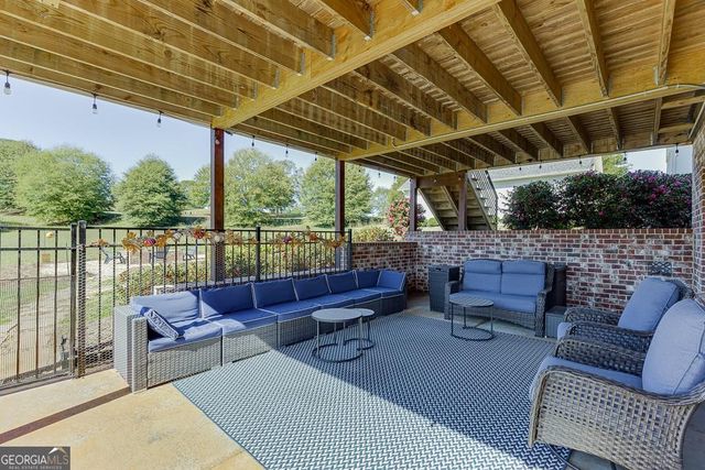 182 Farm Hill Drive, Clarkesville, GA 30523