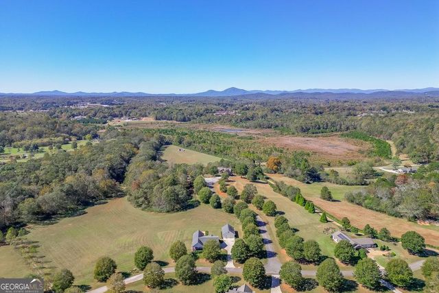 182 Farm Hill Drive, Clarkesville, GA 30523