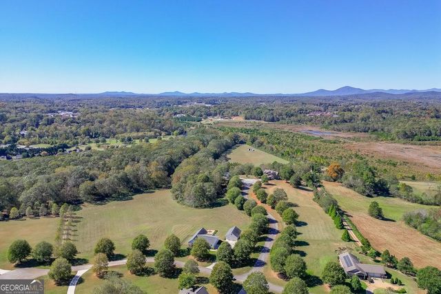 182 Farm Hill Drive, Clarkesville, GA 30523