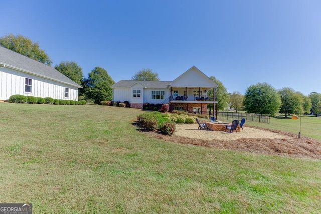 182 Farm Hill Drive, Clarkesville, GA 30523