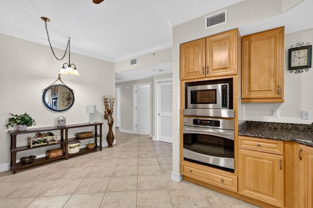 4160 N Hwy A1a 704a, Fort Pierce, FL 34949
