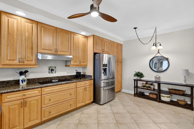 4160 N Hwy A1a 704a, Fort Pierce, FL 34949