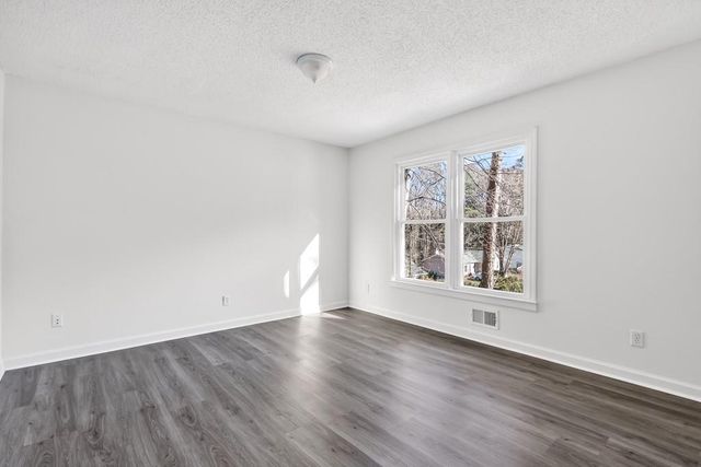 4703 N Springs NW Road, Kennesaw, GA 30144