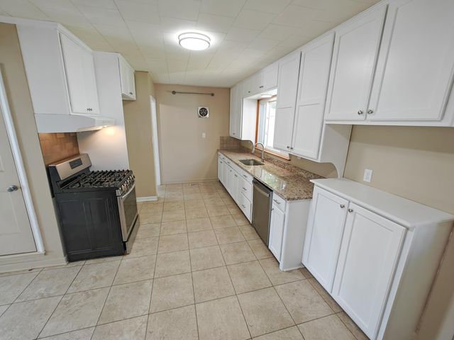 1207 Napier Avenue, St. Joseph City, MI 49085