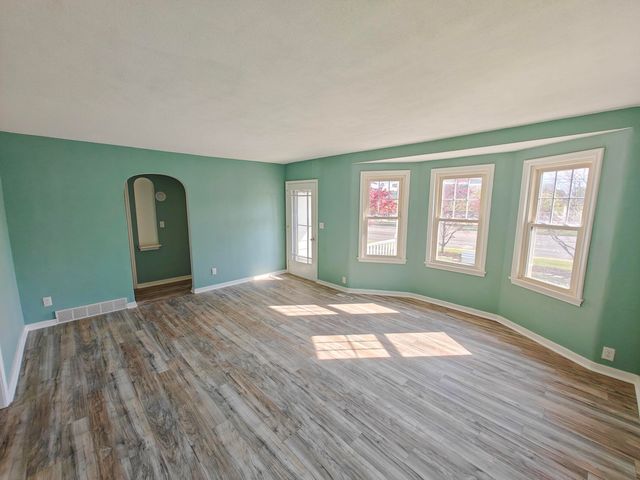 1207 Napier Avenue, St. Joseph City, MI 49085
