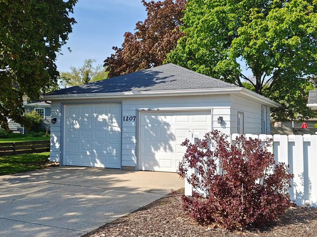 1207 Napier Avenue, St. Joseph City, MI 49085