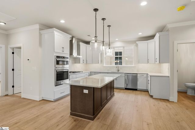 8 Mercy Drive, Greenville, SC 29607