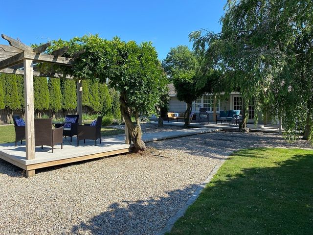 3 Mishawum Drive, Dartmouth, MA 02748