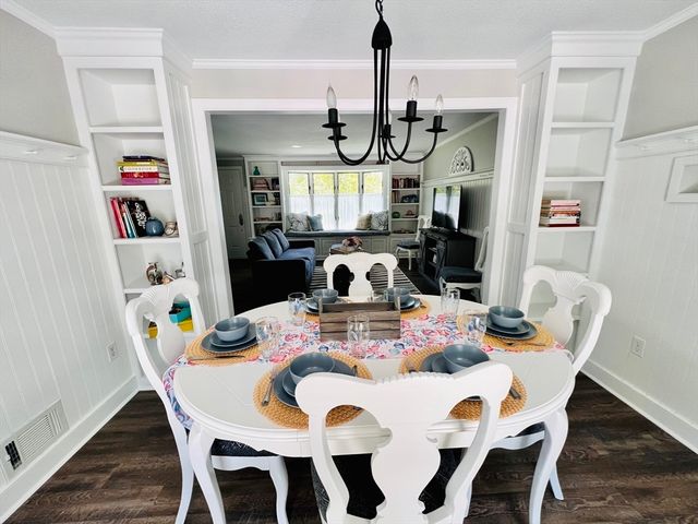 3 Mishawum Drive, Dartmouth, MA 02748